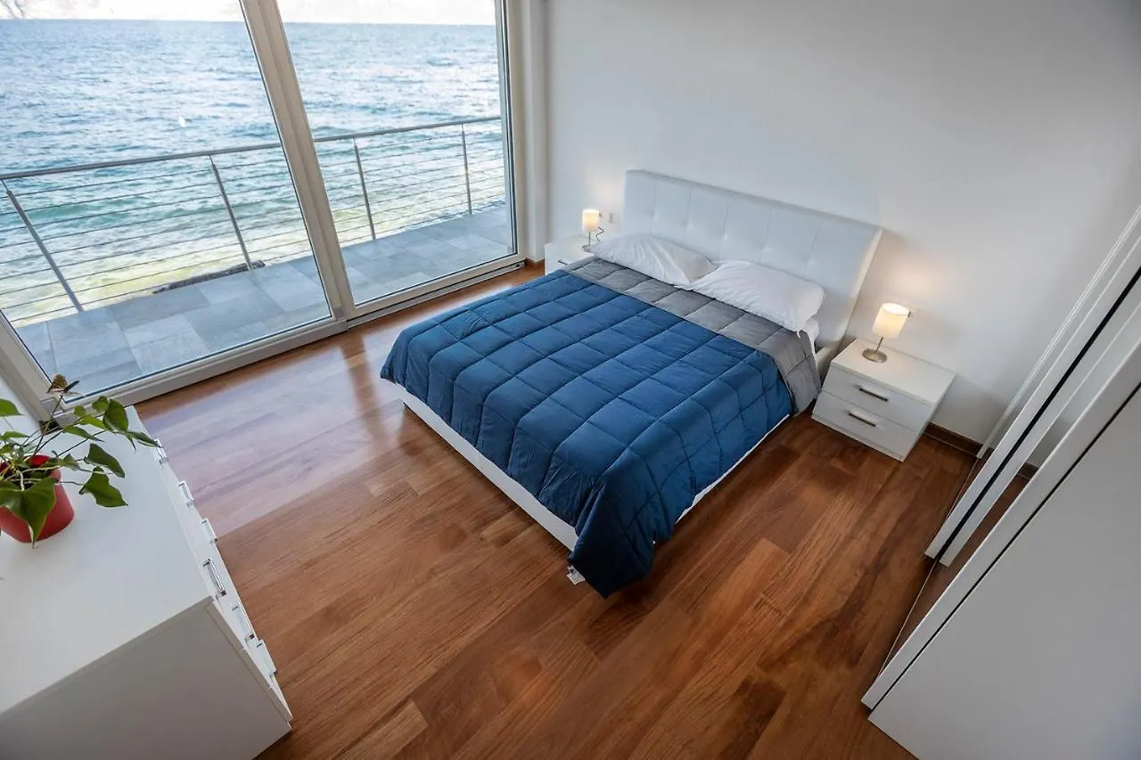 Villa Luthien Brenzone sul Garda Italia